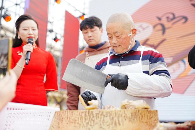 鸡王争霸再凶的鸡来了温江也只有凉拌(图24)